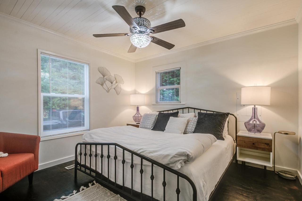 North Bend Downtown Cottage ภายนอก รูปภาพ